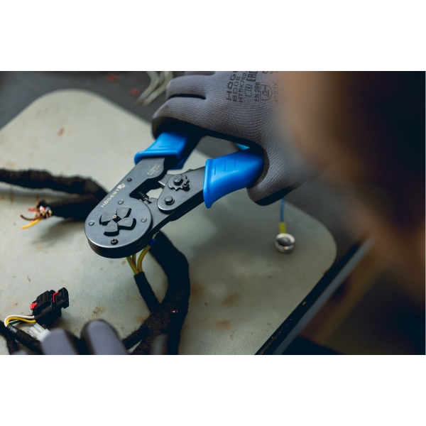 Hogert - Pince à sertir - 210mm - Réf : HT1P191