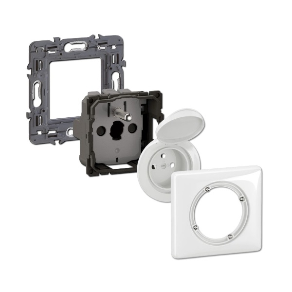 Legrand - Céliane 2024 - Prise de courant étanche complet - Blanc - IP44 - Réf : CG8111